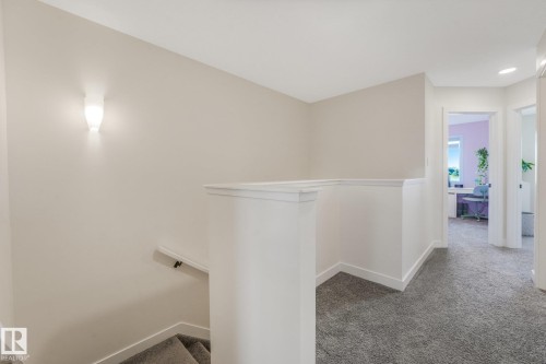 30 Ebbers Close Nw, Edmonton, AB - Indoor Photo Showing Other Room