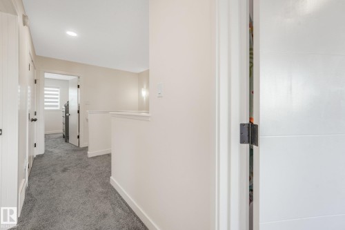 30 Ebbers Close Nw, Edmonton, AB - Indoor Photo Showing Other Room