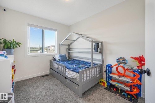 30 Ebbers Close Nw, Edmonton, AB - Indoor Photo Showing Bedroom