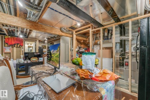 30 Ebbers Close Nw, Edmonton, AB - Indoor Photo Showing Basement