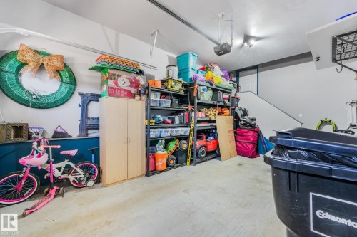 30 Ebbers Close Nw, Edmonton, AB - Indoor Photo Showing Garage