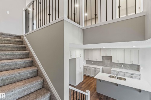 1188 South Creek Wynd, Stony Plain, AB - Indoor