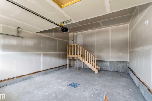 1188 South Creek Wynd, Stony Plain, AB - Indoor Photo Showing Garage