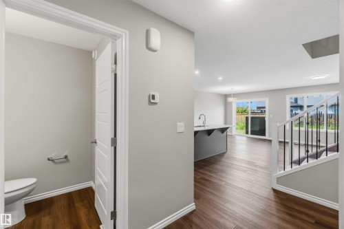 1188 South Creek Wynd, Stony Plain, AB - Indoor