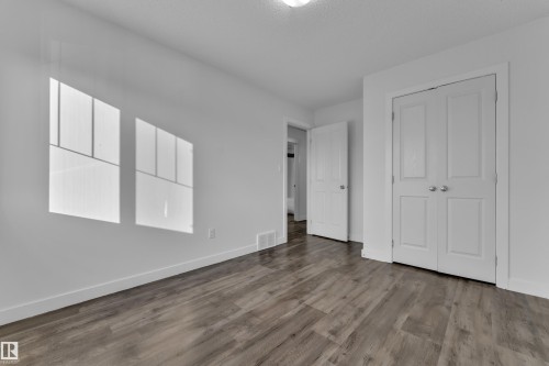 73 Hartwick Loop, Spruce Grove, AB - Indoor Photo Showing Other Room