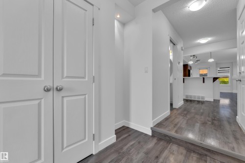 73 Hartwick Loop, Spruce Grove, AB - Indoor Photo Showing Other Room