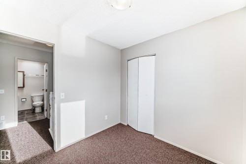 8516 190 Street Nw, Edmonton, AB - Indoor Photo Showing Other Room