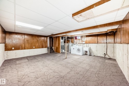 8516 190 Street Nw, Edmonton, AB - Indoor