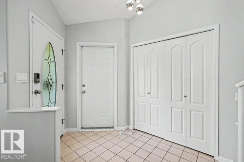 10 Oakridge Drive, St. Albert, AB - Indoor Photo Showing Other Room