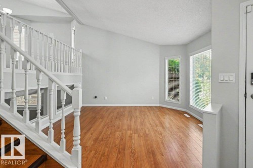 10 Oakridge Drive, St. Albert, AB - Indoor Photo Showing Other Room