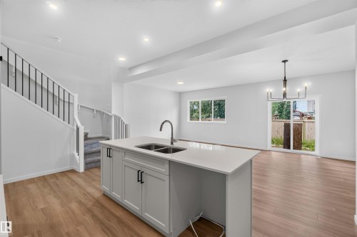 5 Emerson Landing, Spruce Grove, AB - Indoor Photo Showing Kitchen With Double Sink