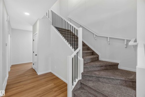 5 Emerson Landing, Spruce Grove, AB - Indoor Photo Showing Other Room
