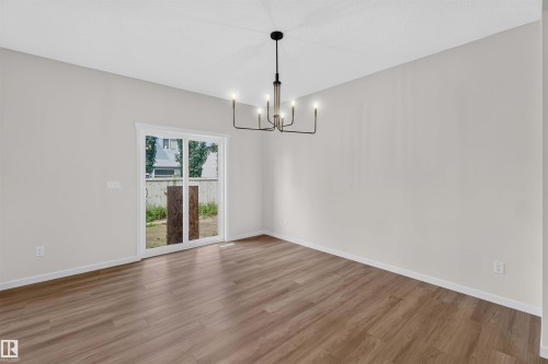 5 Emerson Landing, Spruce Grove, AB - Indoor Photo Showing Other Room