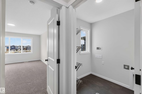 5 Emerson Landing, Spruce Grove, AB - Indoor Photo Showing Other Room