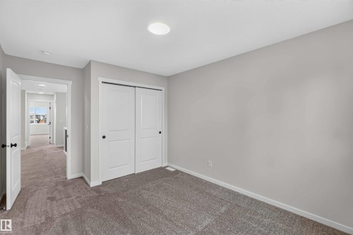 5 Emerson Landing, Spruce Grove, AB - Indoor Photo Showing Other Room