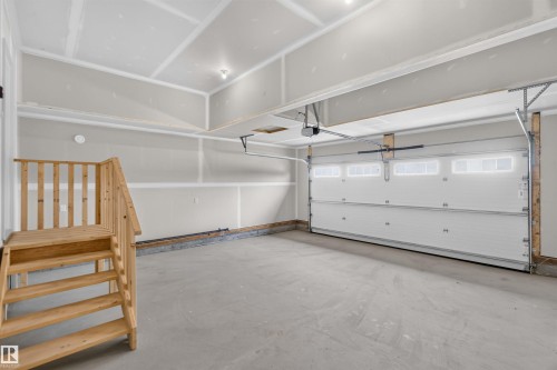 5 Emerson Landing, Spruce Grove, AB - Indoor Photo Showing Garage