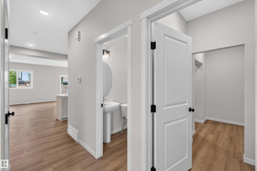 5 Emerson Landing, Spruce Grove, AB - Indoor Photo Showing Other Room