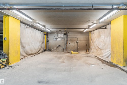 #1806 12303 Jasper Av Nw, Edmonton, AB - Indoor Photo Showing Garage