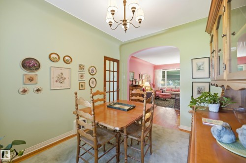11518 101 Street Nw, Edmonton, AB - Indoor Photo Showing Dining Room