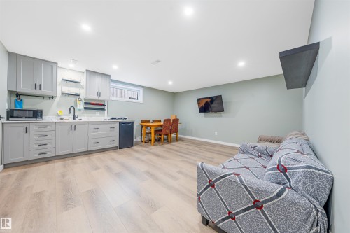 37 Birchmont Crescent, Leduc, AB - Indoor