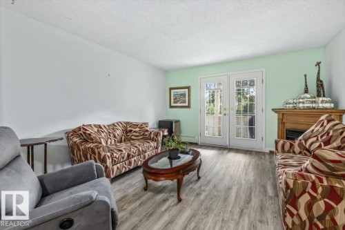 #307 45 Gervais Rd, St. Albert, AB - Indoor Photo Showing Living Room