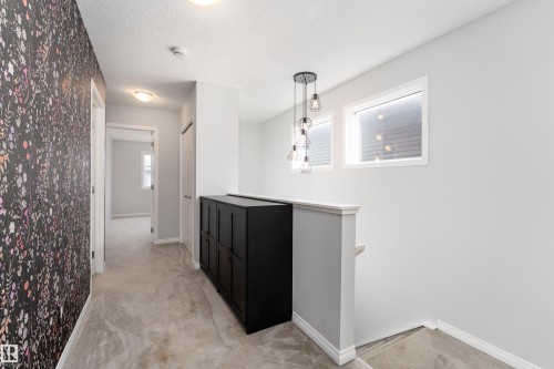 6484 King Wynd Sw, Edmonton, AB - Indoor Photo Showing Other Room