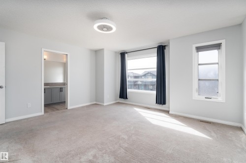 6484 King Wynd Sw, Edmonton, AB - Indoor Photo Showing Other Room