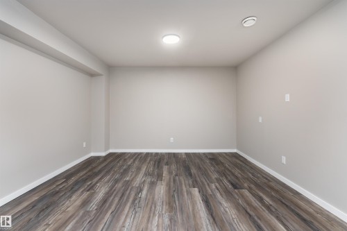 6484 King Wynd Sw, Edmonton, AB - Indoor Photo Showing Other Room