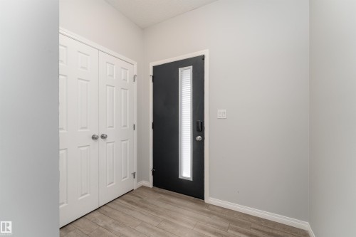 6484 King Wynd Sw, Edmonton, AB - Indoor Photo Showing Other Room