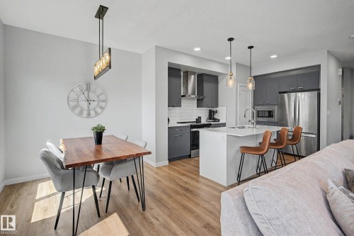 97 Garneau Gate, Spruce Grove, AB - Indoor Photo Showing Dining Room