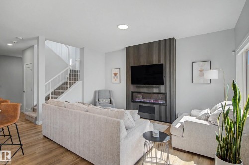 97 Garneau Gate, Spruce Grove, AB - Indoor Photo Showing Living Room