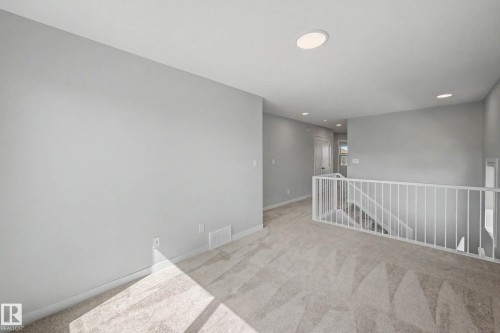 97 Garneau Gate, Spruce Grove, AB - Indoor Photo Showing Other Room