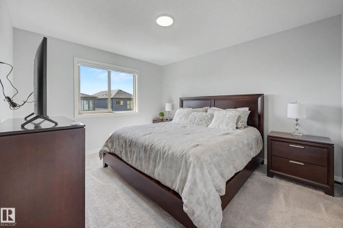 97 Garneau Gate, Spruce Grove, AB - Indoor Photo Showing Bedroom