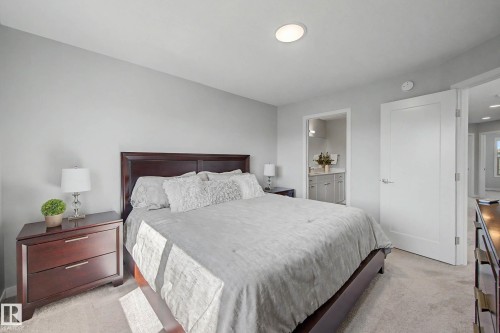 97 Garneau Gate, Spruce Grove, AB - Indoor Photo Showing Bedroom
