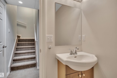 #1 5101 Soleil Bv, Beaumont, AB - Indoor Photo Showing Bathroom