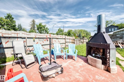 12253 94 Street Nw, Edmonton, AB - Outdoor