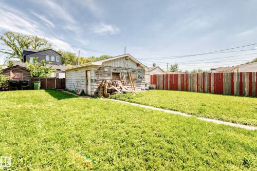 12253 94 Street Nw, Edmonton, AB - Outdoor