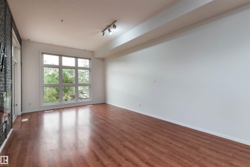 #321 10407 122 St Nw, Edmonton, AB - Indoor Photo Showing Other Room