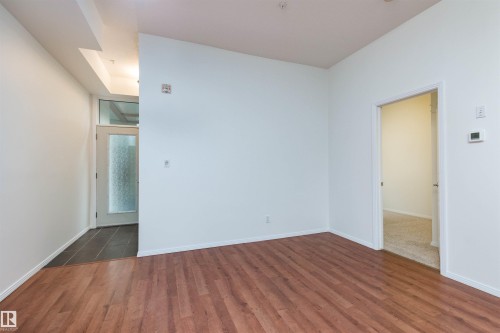 #321 10407 122 St Nw, Edmonton, AB - Indoor Photo Showing Other Room