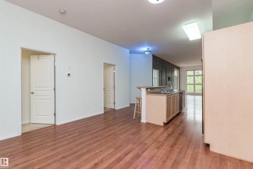 #321 10407 122 St Nw, Edmonton, AB - Indoor Photo Showing Other Room