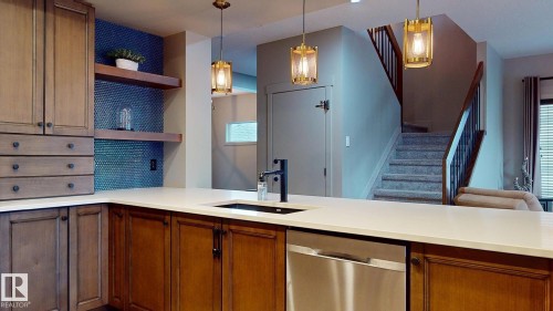 223 Hawks Ridge Boulevard Nw, Edmonton, AB - Indoor Photo Showing Kitchen
