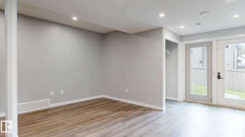 223 Hawks Ridge Boulevard Nw, Edmonton, AB - Indoor Photo Showing Other Room