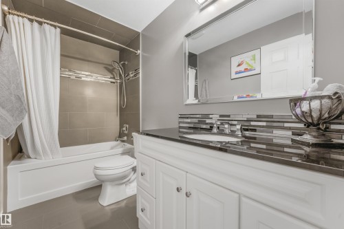 2 Kirkwood Drive, St. Albert, AB - Indoor Photo Showing Bathroom