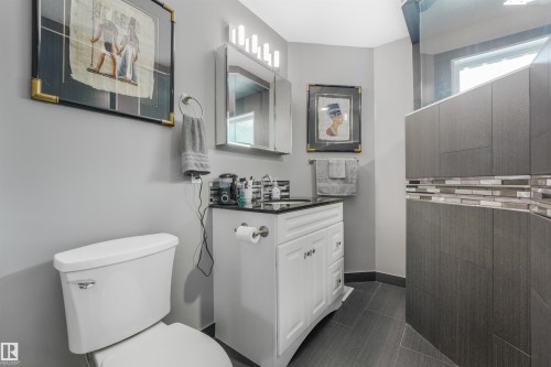2 Kirkwood Drive, St. Albert, AB - Indoor Photo Showing Bathroom