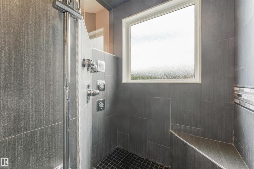 2 Kirkwood Drive, St. Albert, AB - Indoor Photo Showing Other Room