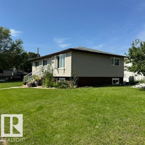 11404 127 Avenue Nw, Edmonton, AB - Outdoor