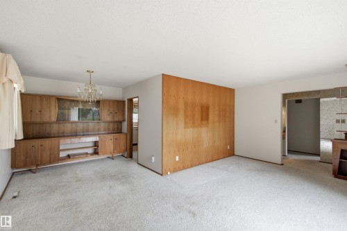 11548 41 Avenue Nw, Edmonton, AB - Indoor