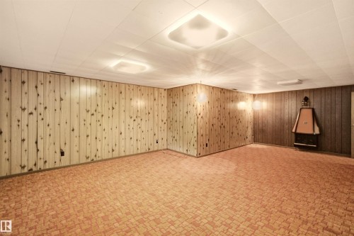 11548 41 Avenue Nw, Edmonton, AB - Indoor Photo Showing Other Room