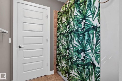 2225 Calhoun Link Link Sw, Edmonton, AB - Indoor Photo Showing Other Room