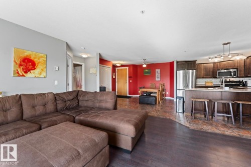 #3308 901 16 St, Cold Lake, AB - Indoor Photo Showing Living Room